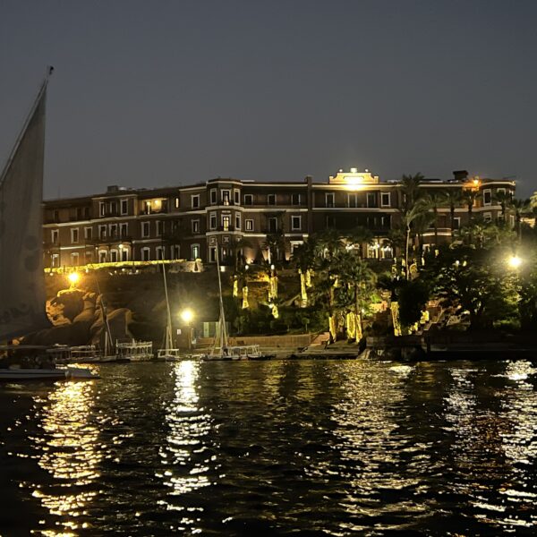 2 Felucca34 Old Cataract1 1 600x600