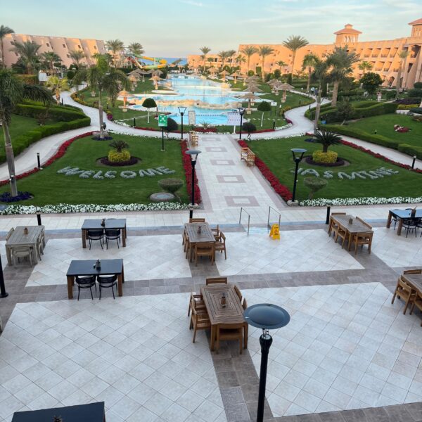 2 Hotel View2 1 600x600