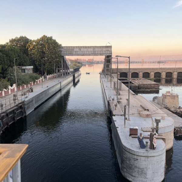 20 The Lock 600x600