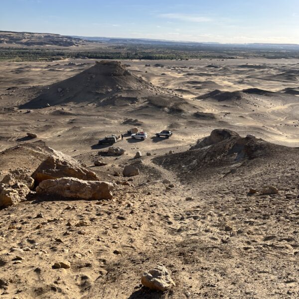 3 Oasis Pyramid Mountain2 600x600