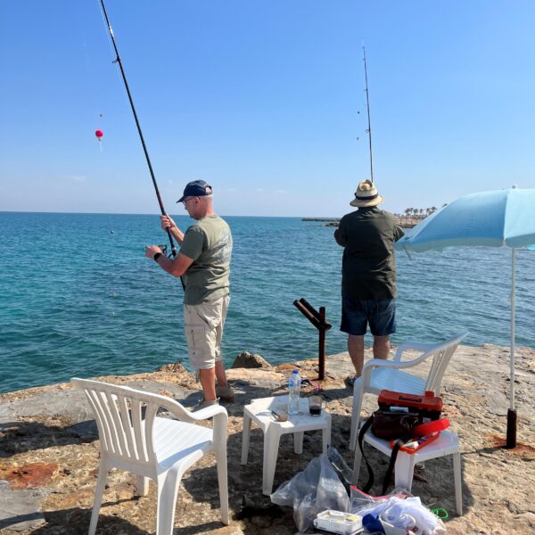 4 Hurghada Fishing from land 1 600x600