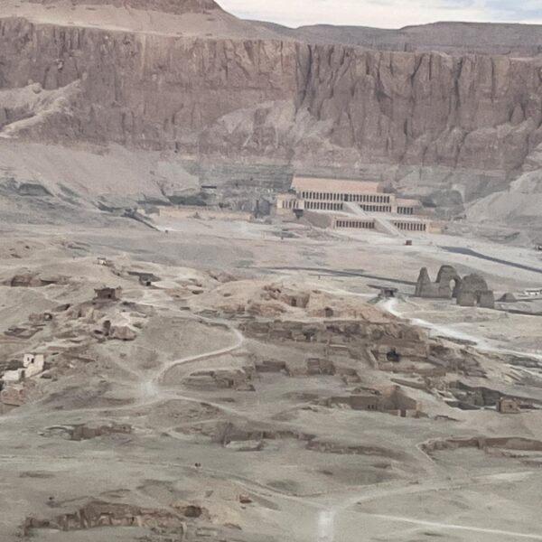 4 In air views4 Hatshepsuts Temple 1 600x600