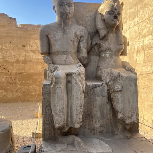 7 Luxor Temple13 Tut and Wife 1 600x600