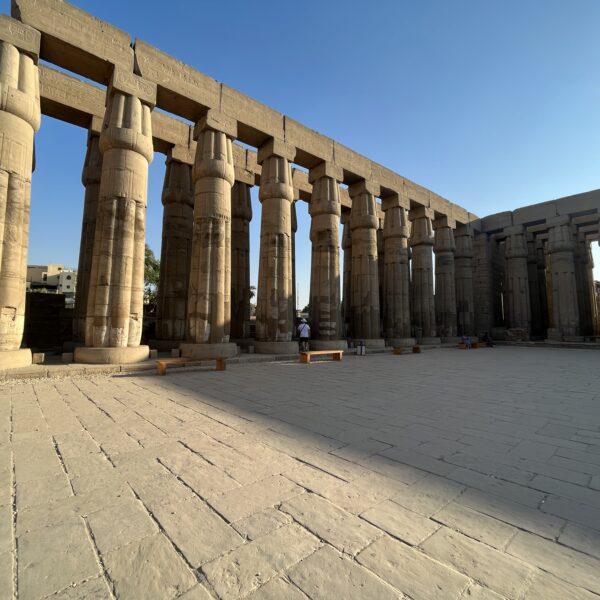 7 Luxor Temple14 Courtyard1 600x600
