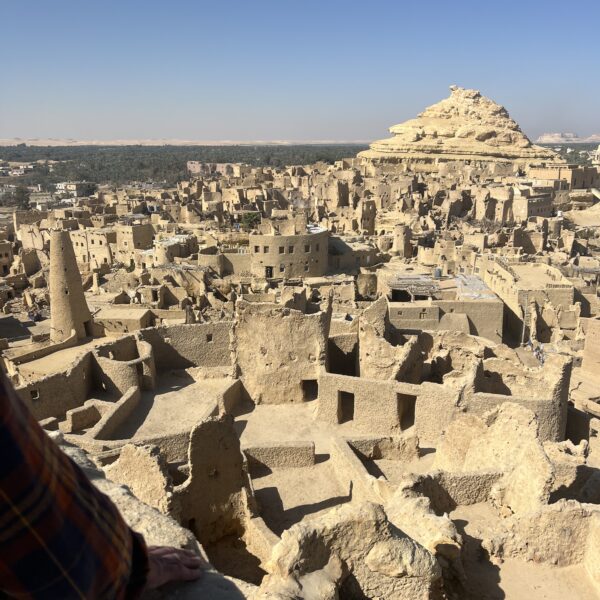 8 Siwa Shali Fortress4 View of the Mountain of the Dead 600x600