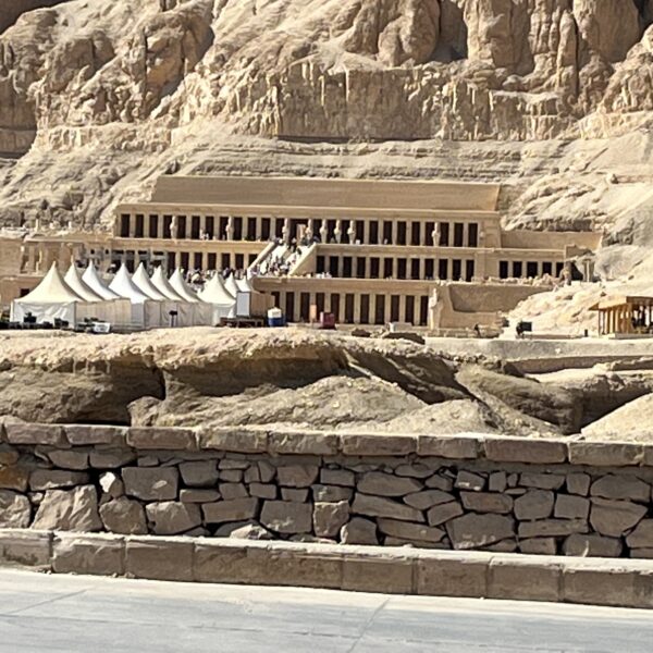 Hatshepsut Mortuary1 Outside2 600x600
