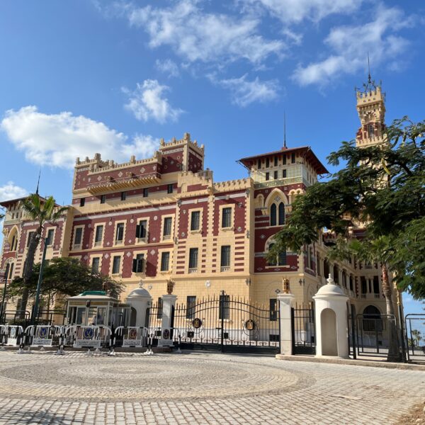 Monteza Palace 600x600