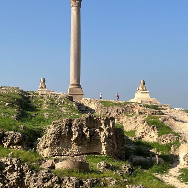 Pompeii Pillar 1 600x600